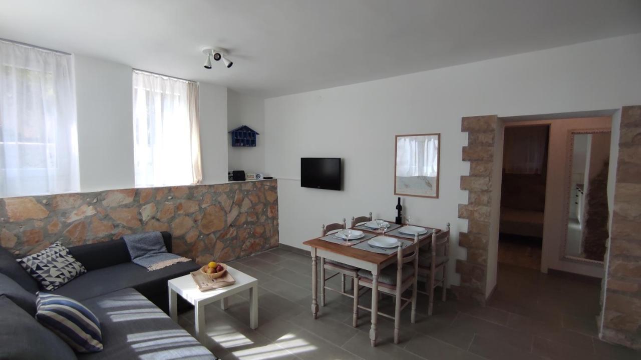 Apartment Loparina 内里吉恩 外观 照片
